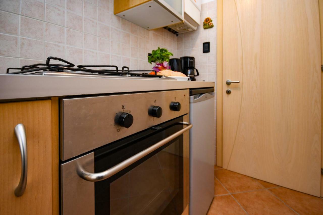 Residence Kormorano Malcesine Lake View Bagian luar foto