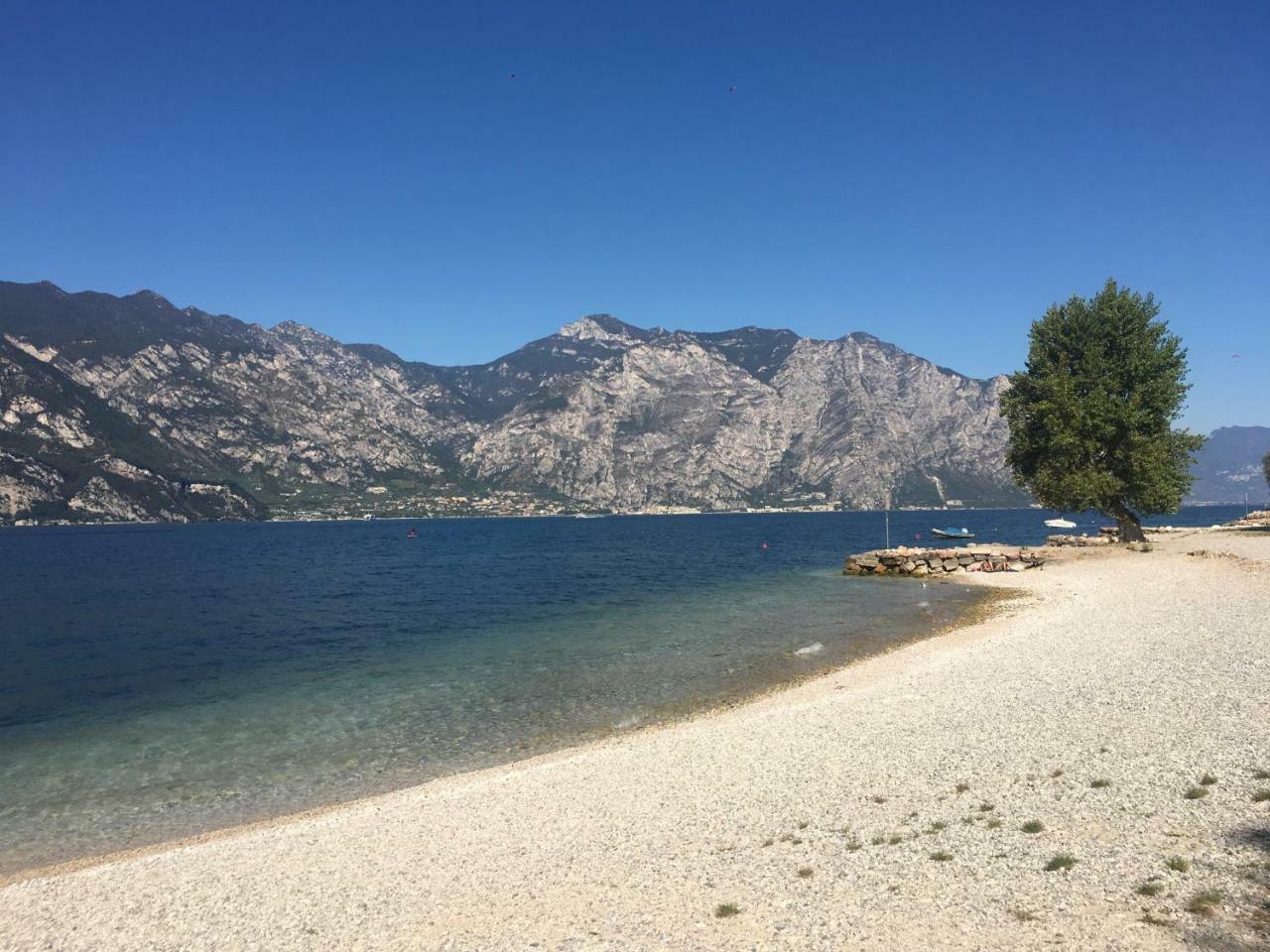 Residence Kormorano Malcesine Lake View Bagian luar foto